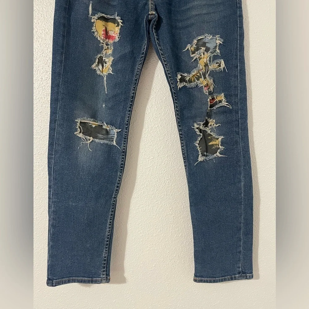 EUC Levi’s 511 Slim Fit Jeans - Blue patchwork Size 31X30
